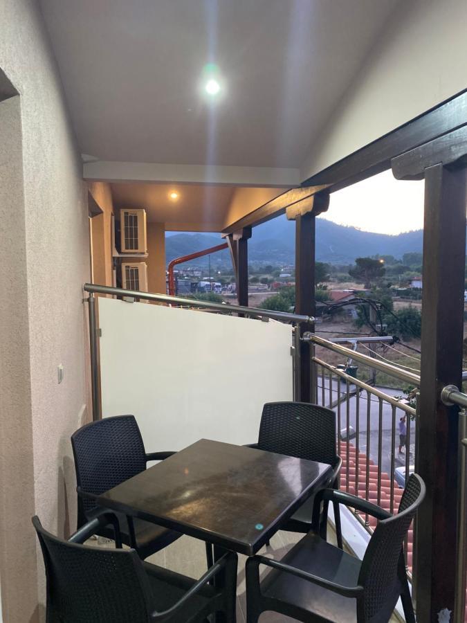House Kiratsi Daire Sarti Dış mekan fotoğraf