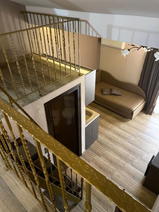 House Kiratsi Daire Sarti Dış mekan fotoğraf